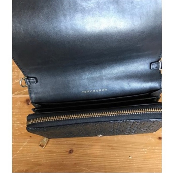 Tory Burch Wallet - Picture 4 of 6